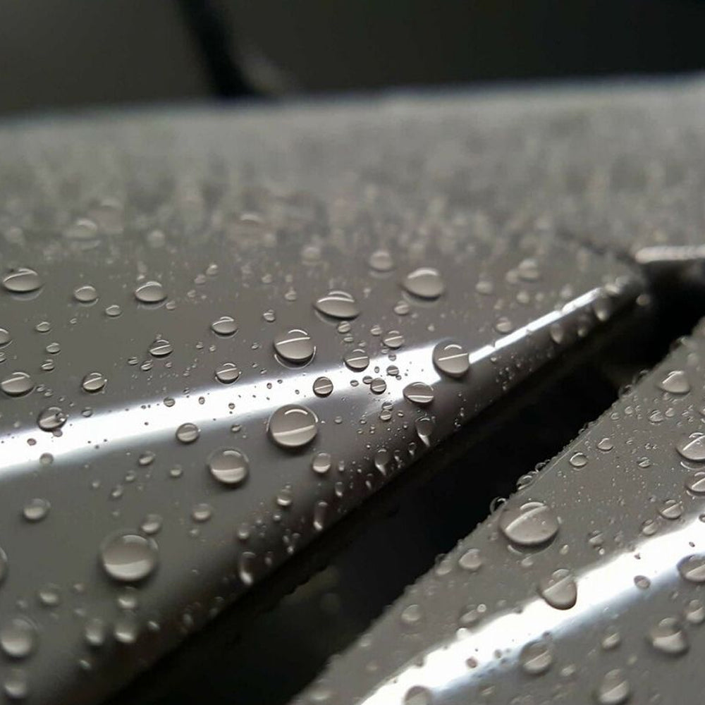 Labocosmetica CUPIDO car roof with water beading