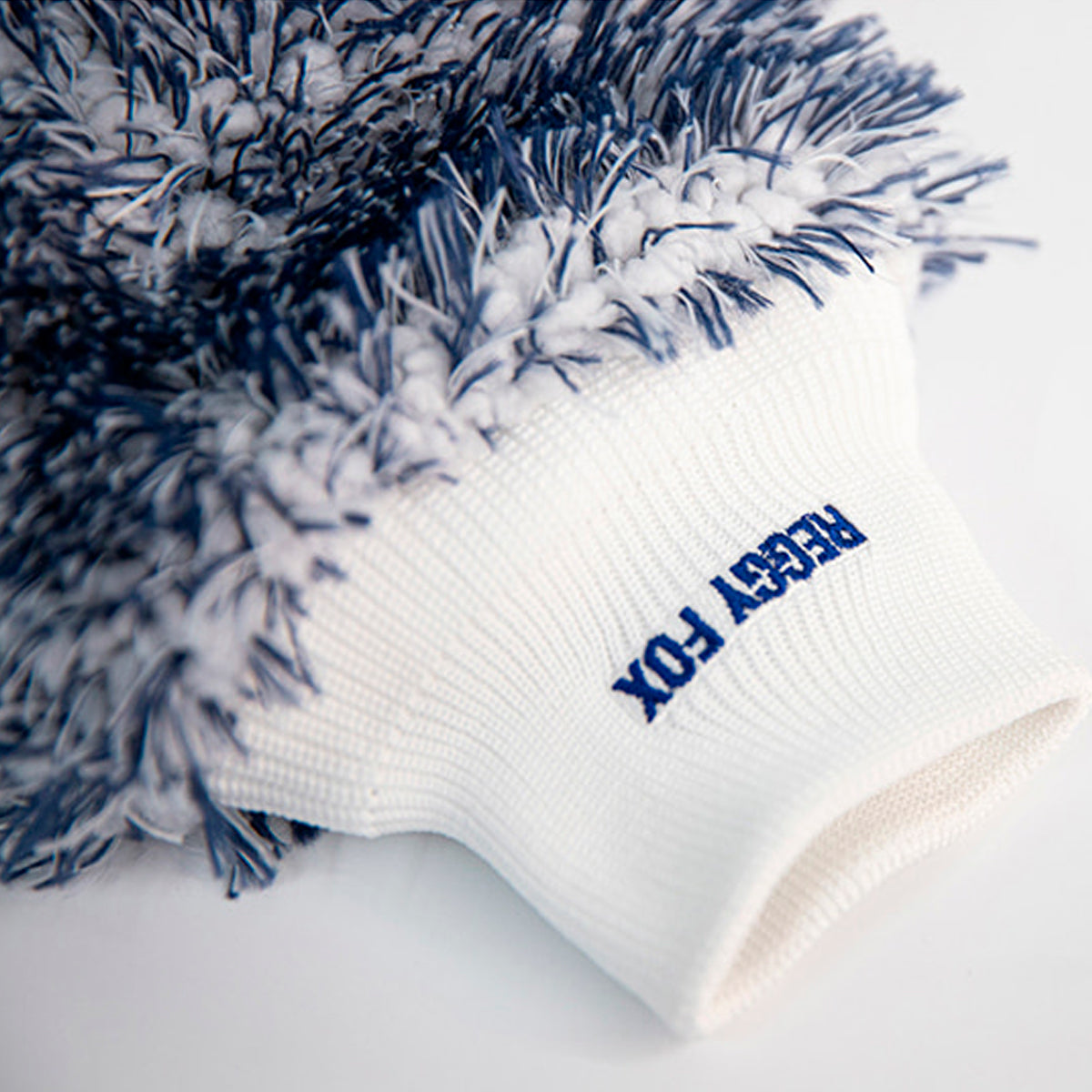 Labocosmetica Wheel Mitt cuff