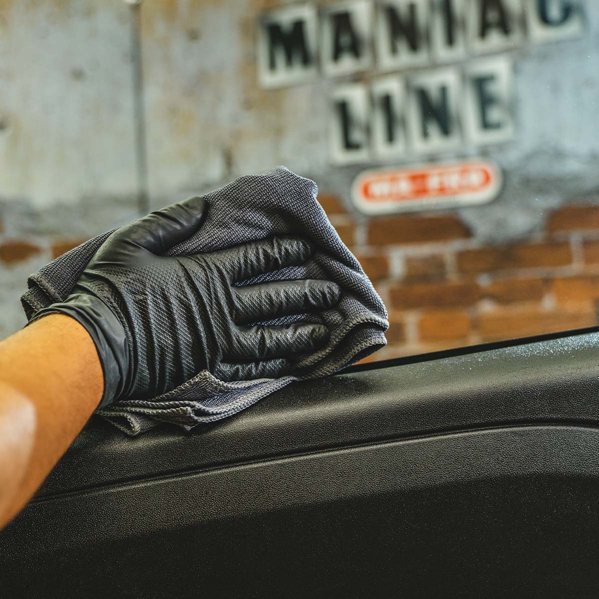 Maniac Line Glass Cleaner & Degreaser